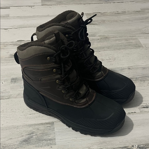 Khombu Other - Khombu Men's Black and Brown Winter Boots Size 10